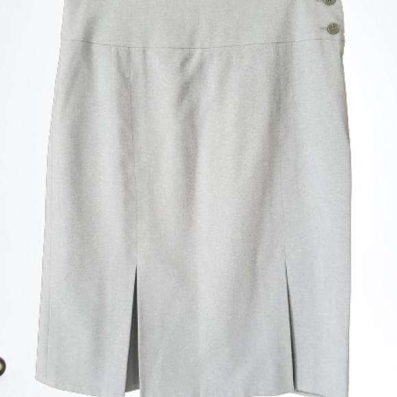 WOMEN EUROPIAN DESIGN WEAR TO WORK SKIRT SUIT ( SIZE 40 ) - Picture 8 of 10